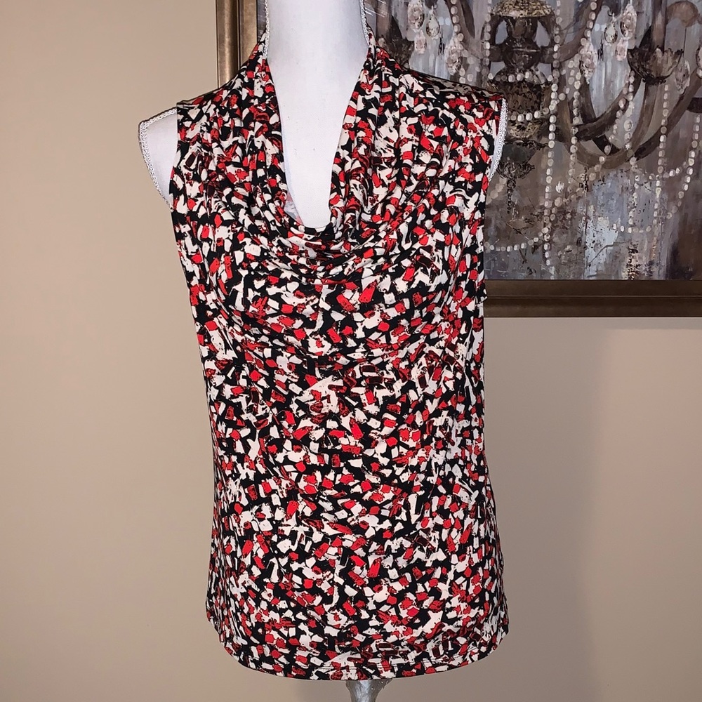 KASPER sleeveless top.